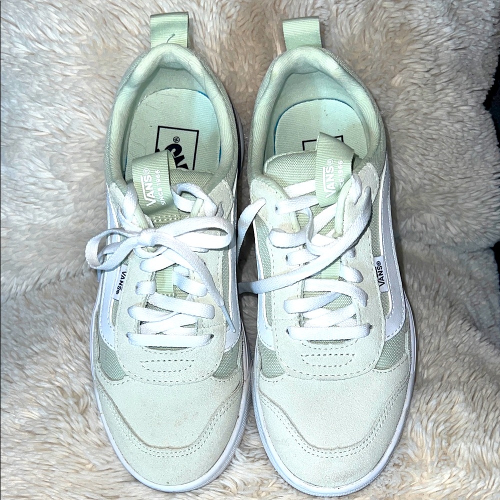 VANS Womens 7.0 sneakers shoes streetwear lightweight VERY LIGHTWEIGHT!! Mint